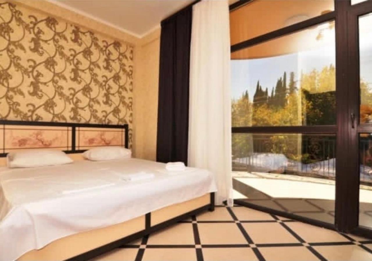 Коралл - Coral Sea Hotel Tsandrypsj Exteriör bild