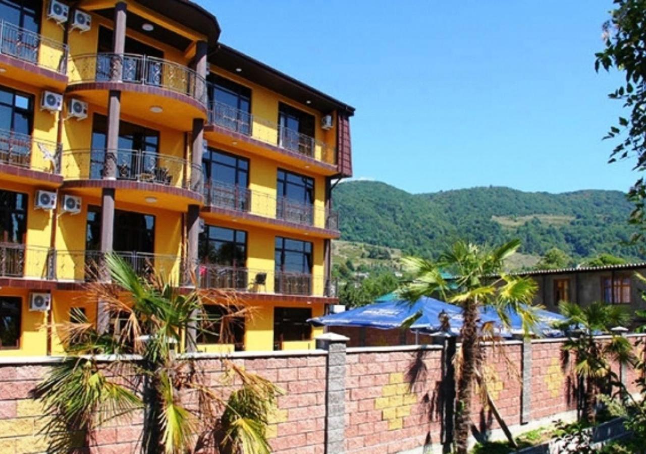 Коралл - Coral Sea Hotel Tsandrypsj Exteriör bild
