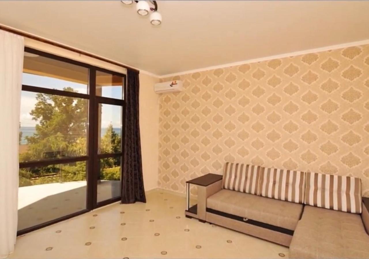 Коралл - Coral Sea Hotel Tsandrypsj Exteriör bild