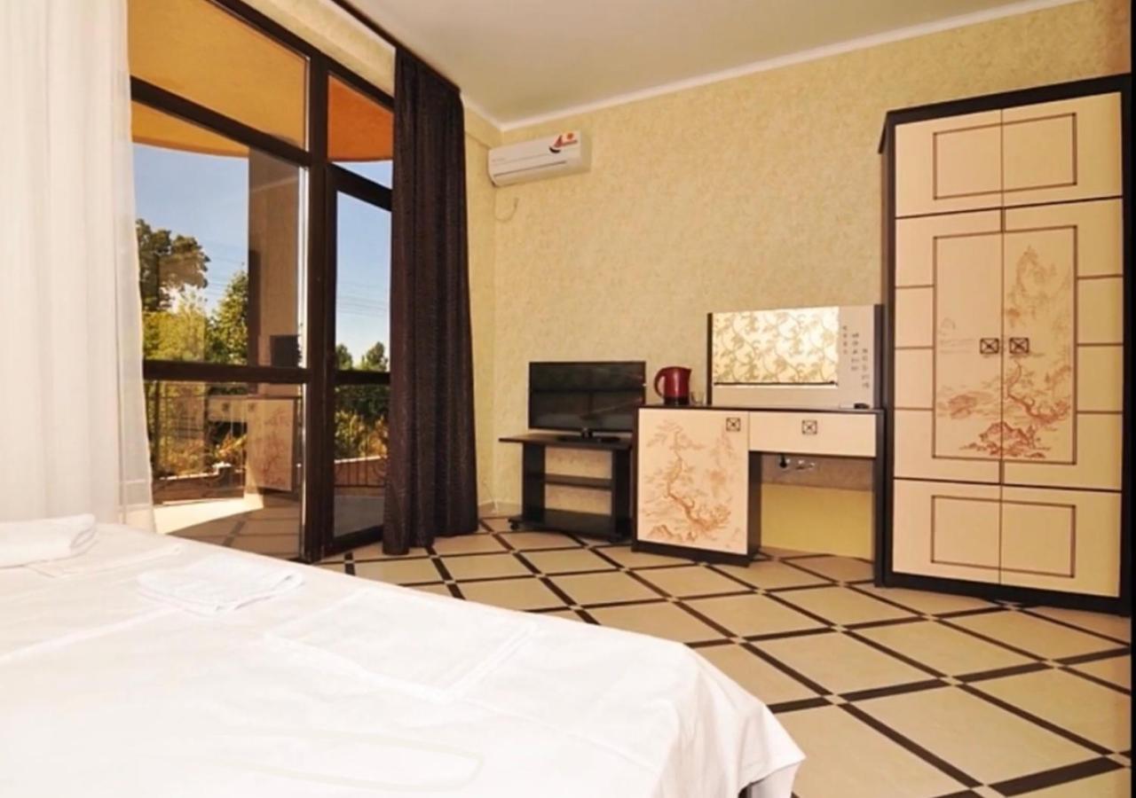 Коралл - Coral Sea Hotel Tsandrypsj Exteriör bild