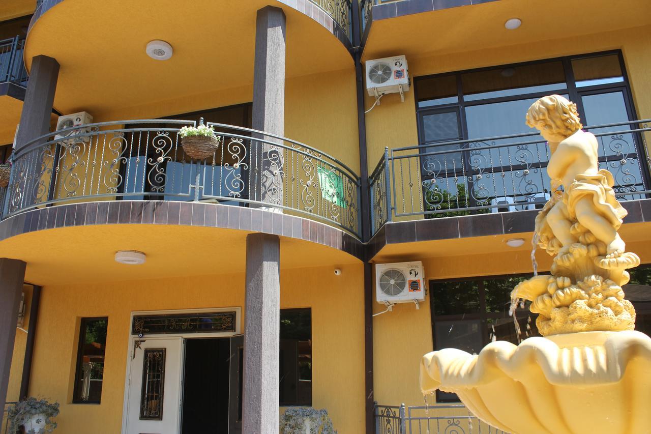 Коралл - Coral Sea Hotel Tsandrypsj Exteriör bild